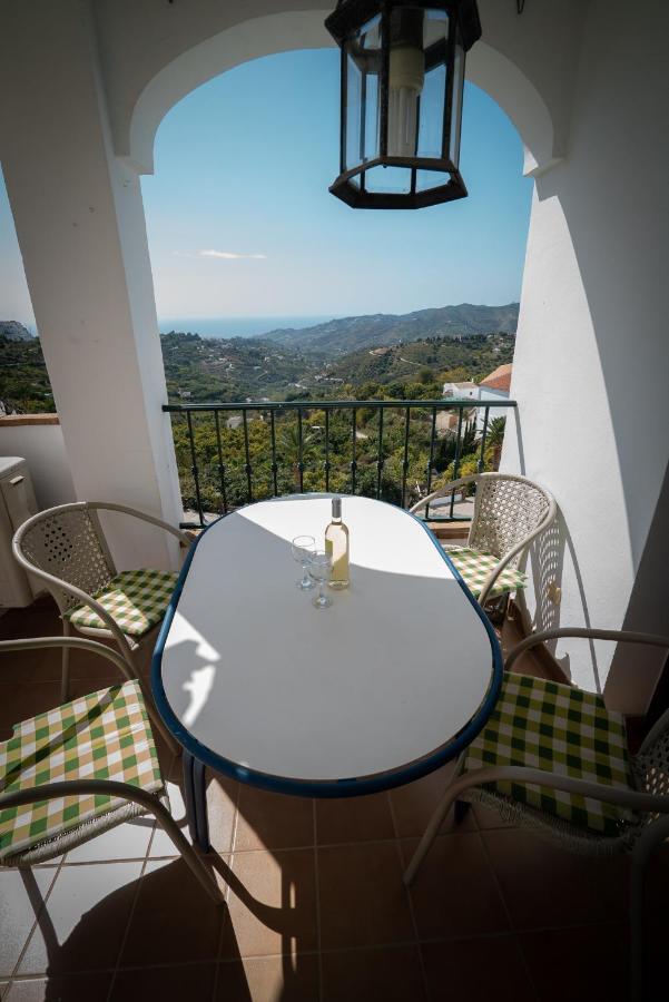 Bella Vista Lägenhet Frigiliana Exteriör bild